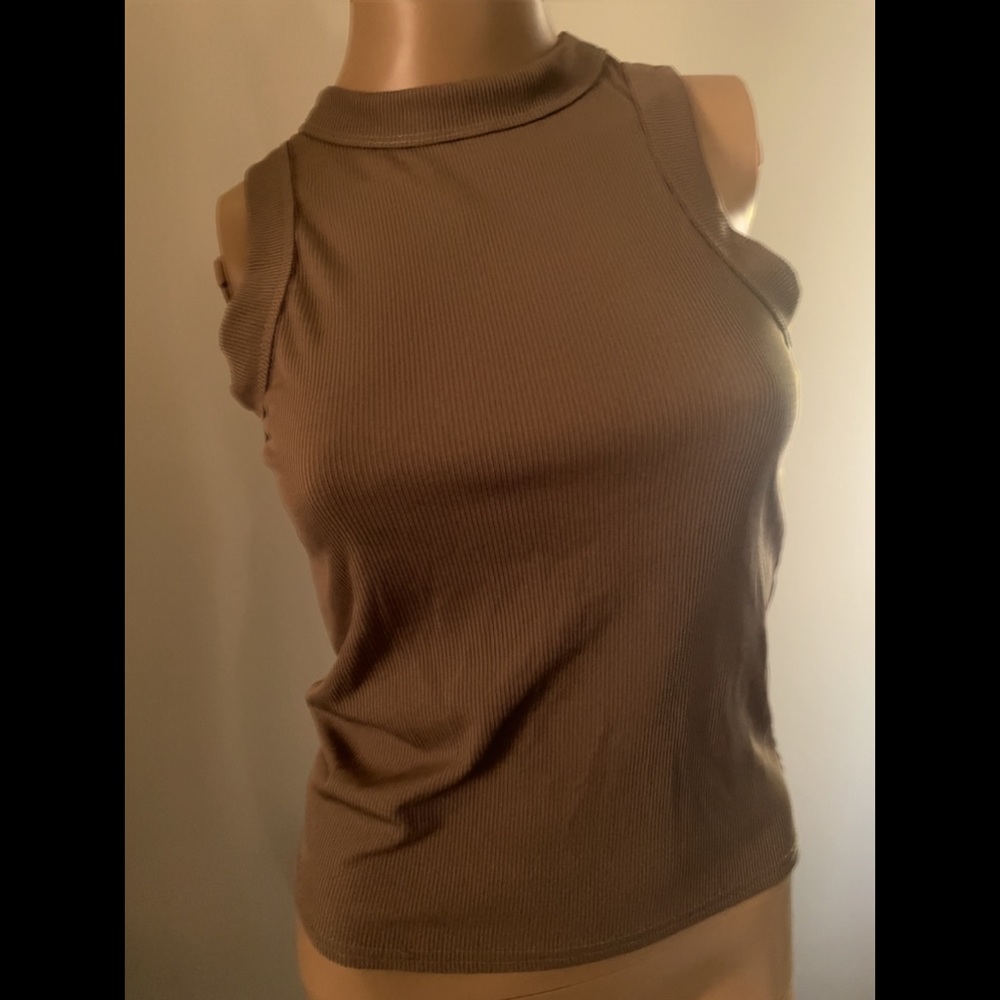 Sleeveless top